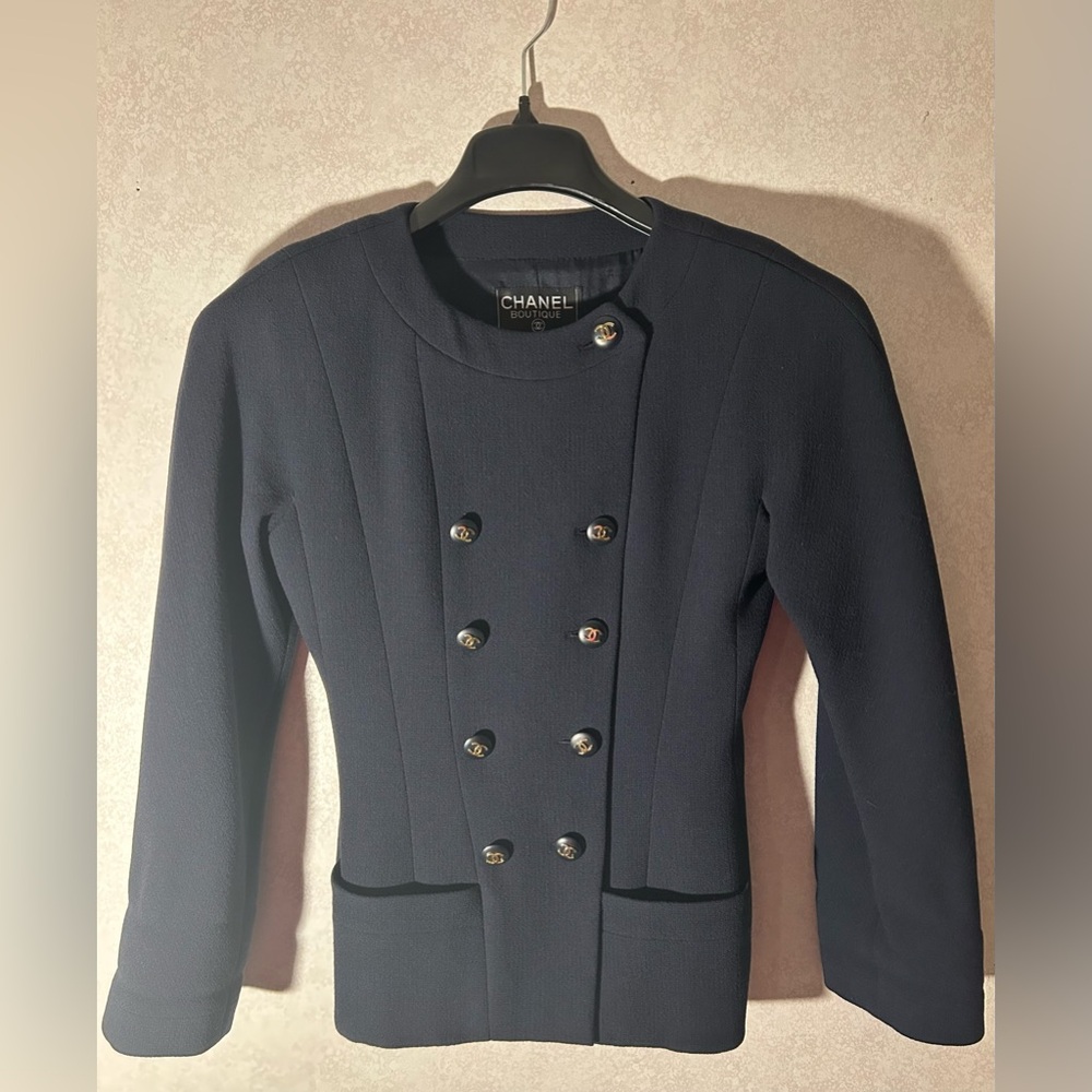CHANEL 1991 Collection 25 100% Wool Blazer w/ Silk Lining - Authentic
